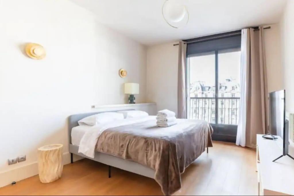 Avenue Montaigne Luxury Apartment 2Br 4P Paryż Zewnętrze zdjęcie